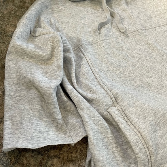 UGG Pullover sweatshirt - Picture 10 of 13